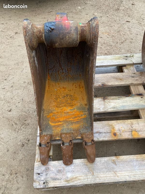 Godet MORIN M1 largeur 260 mm