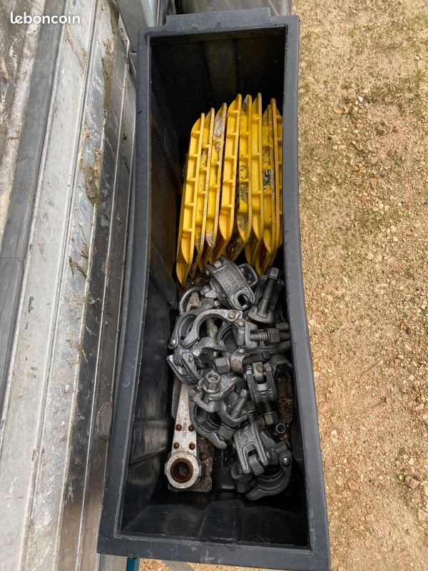 Échafaudage sur remorque