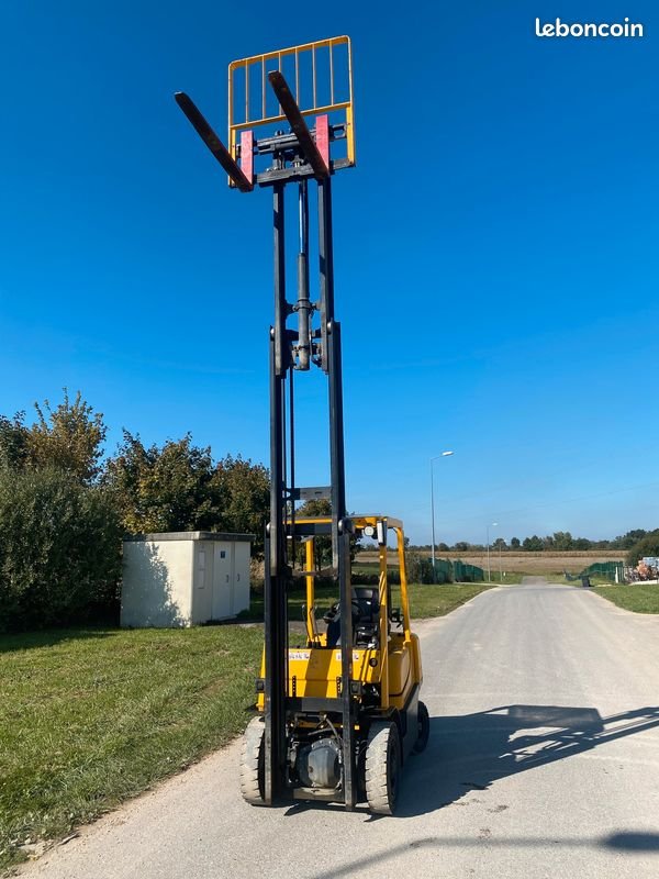 Chariot élévateur HYSTER H2.5XT
