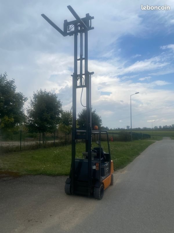 Chariot élévateur STILL R70-20