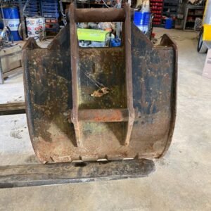 Godet de terrassement à axes