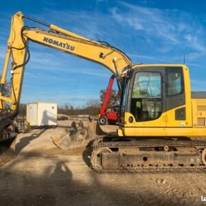 Pelle à chenilles KOMATSU PC130-8