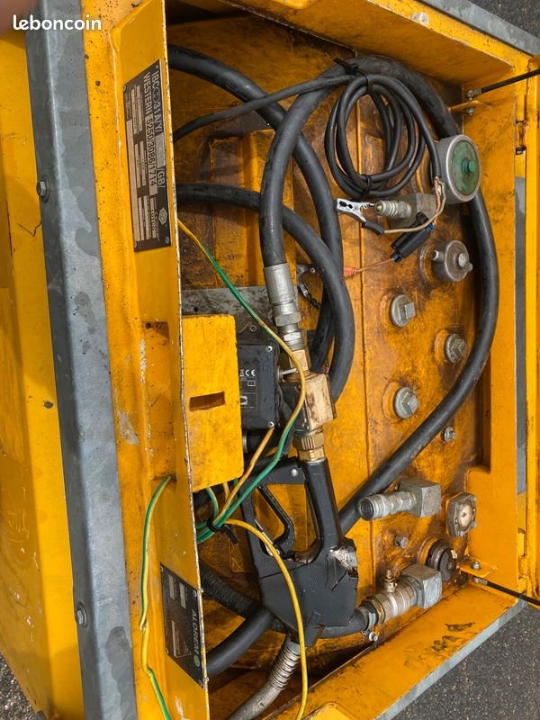 Cuve de chantier 970L d'occasion
