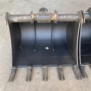 Godet de terrassement MORIN M3 largeur 600 mm